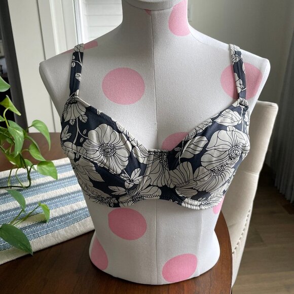 Change Other - Change Floral Print Bikini Top Adj Straps Back Closure Cream Grey Blk Sz 34E